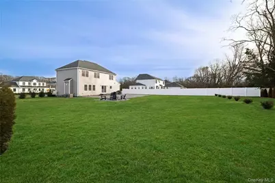 9 Shaw Lane, East Moriches, NY 11940 - Photo 39