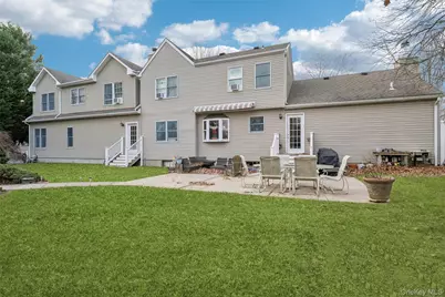 196 High Meadow Lane, Jamesport, NY 11901 - Photo 17