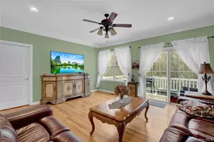 67 Warwick Dr, Massapequa, NY 11758 - Photo 15