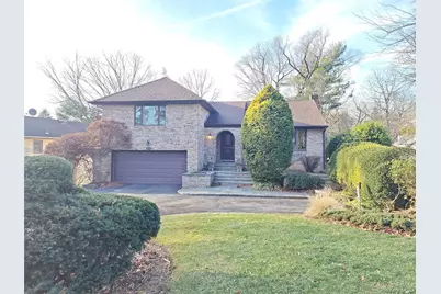 3 Dorset Way, Glen Cove, NY 11542 - Photo 1