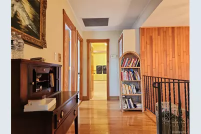 3 Dorset Way, Glen Cove, NY 11542 - Photo 9