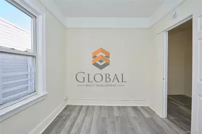 865 E 215th Street, Bronx, NY 10467 - Photo 7