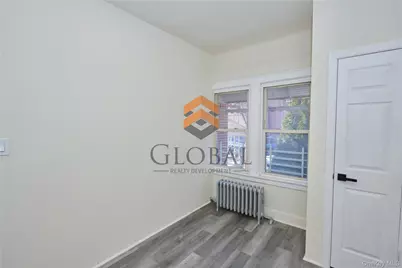 865 E 215th Street, Bronx, NY 10467 - Photo 23