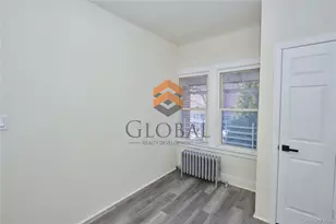865 E 215th St, Bronx, NY 10467 - Photo 23