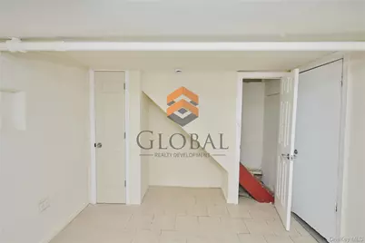 865 E 215th Street, Bronx, NY 10467 - Photo 37