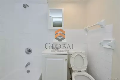 865 E 215th Street, Bronx, NY 10467 - Photo 47