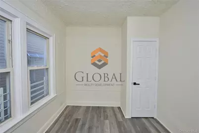 865 E 215th Street, Bronx, NY 10467 - Photo 25