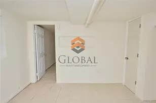 865 E 215th St, Bronx, NY 10467 - Photo 39