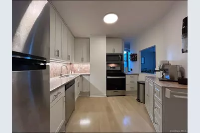 10 Cottage Place #2A, White Plains, NY 10601 - Photo 5