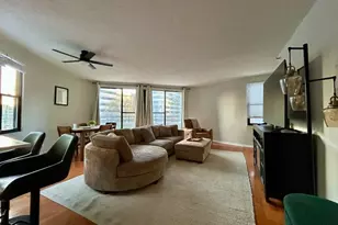 10 Cottage Pl, White Plains, NY 10601 - Photo 3