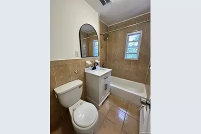 1045 E 228th Street, Bronx, NY 10466 - Photo 11