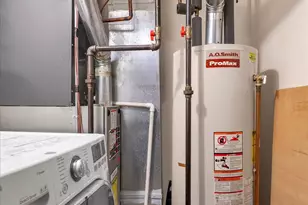 85-10 Elmhurst Ave, Elmhurst, NY 11373 - Photo 15