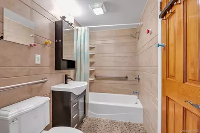 8510 Elmhurst Avenue #5A, Elmhurst, NY 11373 - Photo 13