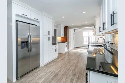 7 Kissam Lane, Glen Head, NY 11545 - Photo 11