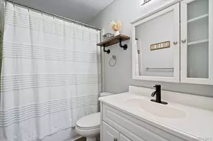 210 Springmeadow Dr, Holbrook, NY 11741 - Photo 13