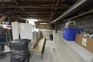 84 Cedar Rd, Wading River, NY 11792 - Photo 17