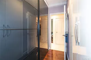 90 Schenck Ave, Great Neck, NY 11021 - Photo 15