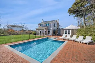 81 Foster Ave, Hampton Bays, NY 11946 - Photo 3