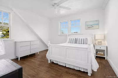 81 Foster Avenue, Hampton Bays, NY 11946 - Photo 11