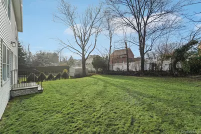 219 Mile Square Road, Yonkers, NY 10701 - Photo 47