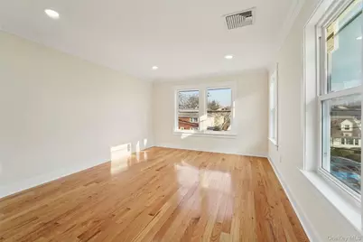 219 Mile Square Road, Yonkers, NY 10701 - Photo 17