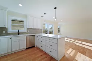 219 Mile Square Rd, Yonkers, NY 10701 - Photo 11