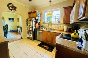 231 Manorhaven Blvd, Port Washington, NY 11050 - Photo 7