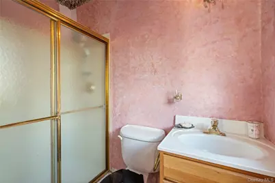 449 Montauk Highway, East Moriches, NY 11940 - Photo 21