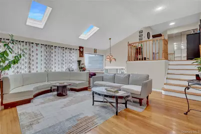 211 Cantiague Rock Road, Westbury, NY 11590 - Photo 5