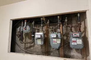 80-29 57th St, Glendale, NY 11385 - Photo 13