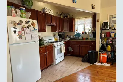 80-29 57th Street, Glendale, NY 11385 - Photo 9
