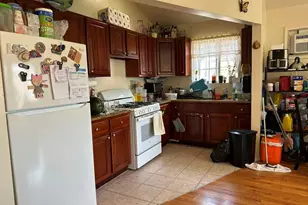 80-29 57th St, Glendale, NY 11385 - Photo 9