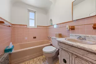 77-17 82nd St, Glendale, NY 11385 - Photo 25