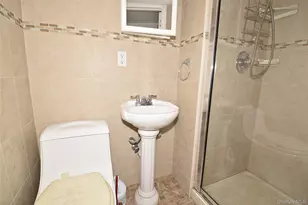 72-16 66th Dr, Middle Village, NY 11379 - Photo 19