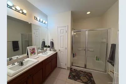 117 Pond View Drive, Port Washington, NY 11050 - Photo 11