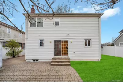 2585 Oceanside Road, Oceanside, NY 11572 - Photo 23