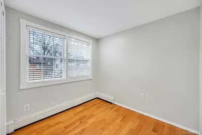 2585 Oceanside Road, Oceanside, NY 11572 - Photo 15