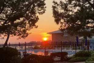 1 Toms Point Ln, Port Washington, NY 11050 - Photo 41