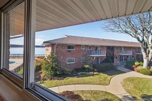 1 Toms Point Ln, Port Washington, NY 11050 - Photo 13