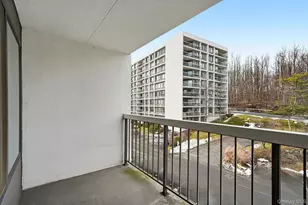 400 High Point Dr, Hartsdale, NY 10530 - Photo 17