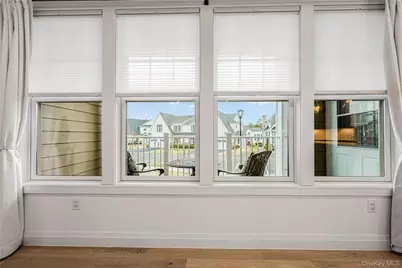 21105 Aspenwood Drive, Plainview, NY 11803 - Photo 23