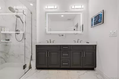 21105 Aspenwood Drive, Plainview, NY 11803 - Photo 21