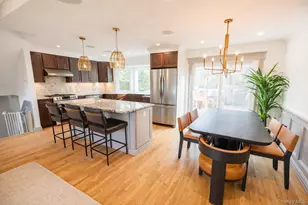 159 East Dr, Massapequa, NY 11758 - Photo 3