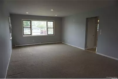 15 Reed Drive, Deer Park, NY 11729 - Photo 5