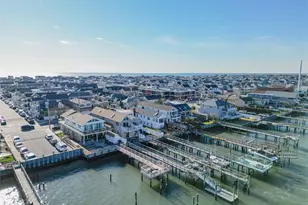 991 W Park Ave, Long Beach, NY 11561 - Photo 41