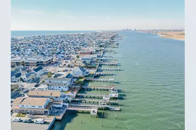 991 W Park Avenue, Long Beach, NY 11561 - Photo 1