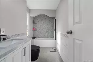 128 Kimball Terrace, Yonkers, NY 10704 - Photo 23