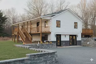 281 Falls Rd, Hudson, NY 12534 - Photo 1