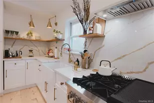 281 Falls Rd, Hudson, NY 12534 - Photo 3