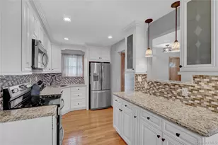 57 Roosevelt Dr, Bethpage, NY 11714 - Photo 7